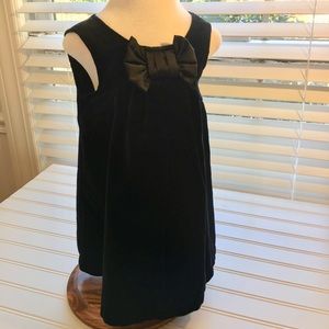Black velvet dress w/bow